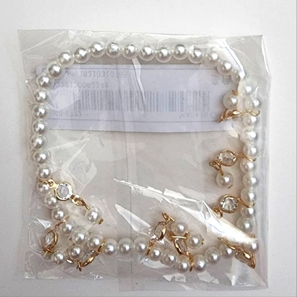 3/$15 - Faux Pearl Decor Anklet - Picture 4 of 4